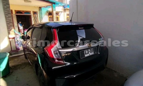 Buy Used Honda Fit Black Car in Dili in Dili Buy Used Honda Fit Black Car in Dili in Dili