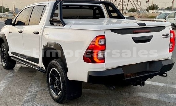 Buy Used Toyota Hilux White Car in Dili in Dili Buy Used Toyota Hilux White Car in Dili in Dili