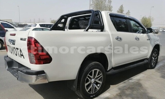 Buy Used Toyota Hilux White Car in Dili in Dili Buy Used Toyota Hilux White Car in Dili in Dili