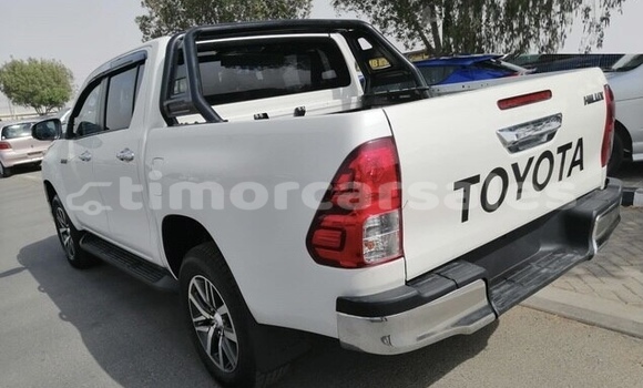 Buy Used Toyota Hilux White Car in Dili in Dili Buy Used Toyota Hilux White Car in Dili in Dili
