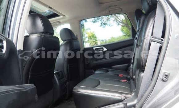 Buy Used Nissan Pathfinder Other Car in Auba in Bobonaro Buy Used Nissan Pathfinder Other Car in Auba in Bobonaro