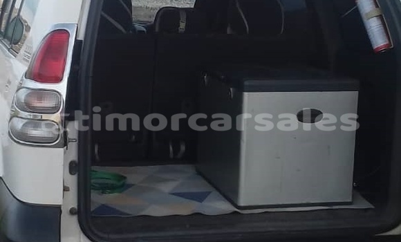 Buy Used Toyota Land Cruiser Prado White Car in Dili in Dili Buy Used Toyota Land Cruiser Prado White Car in Dili in Dili