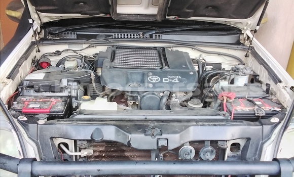 Buy Used Toyota Land Cruiser Prado White Car in Dili in Dili Buy Used Toyota Land Cruiser Prado White Car in Dili in Dili