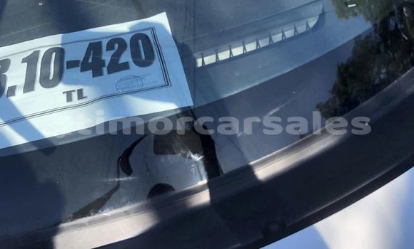 Buy Used Suzuki Swift White Car in Dili in Dili Buy Used Suzuki Swift White Car in Dili in Dili