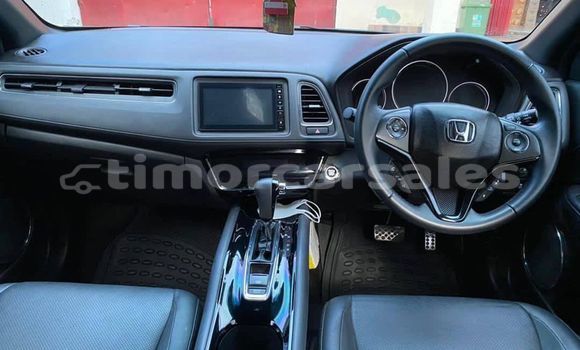 Buy Used Honda Hr–v Red Car in Dili in Dili Buy Used Honda Hr–v Red Car in Dili in Dili