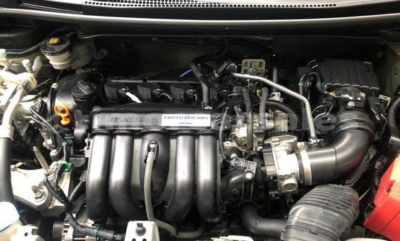 Buy Used Honda Fit Silver Car in Dili in Dili Buy Used Honda Fit Silver Car in Dili in Dili