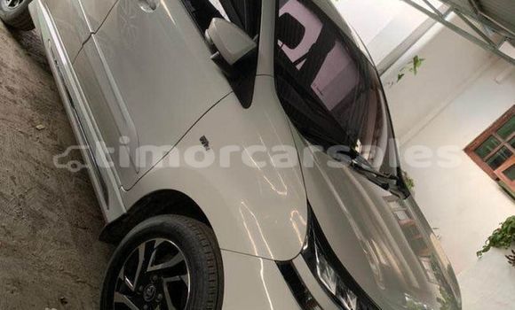 Buy Used Toyota Avanza White Car in Dili in Dili Buy Used Toyota Avanza White Car in Dili in Dili