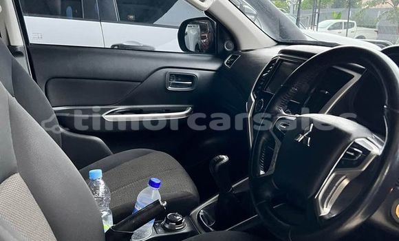 Buy Used Mitsubishi Triton Blue Car in Dili in Dili Buy Used Mitsubishi Triton Blue Car in Dili in Dili