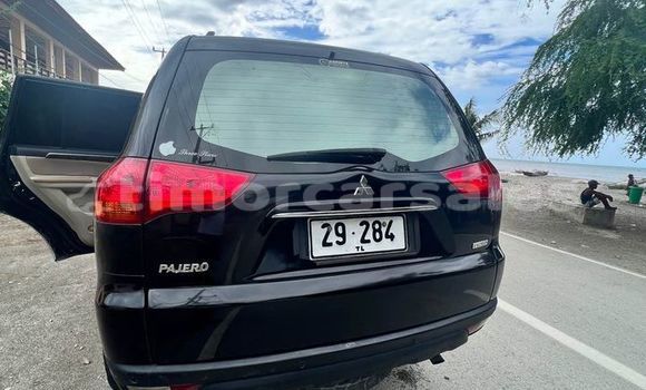 Buy Used Toyota Land Cruiser Prado Black Car in Dili in Dili Buy Used Toyota Land Cruiser Prado Black Car in Dili in Dili