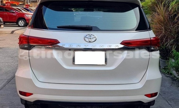 Buy Used Toyota Fortuner White Car in Cassa in Ainaro Buy Used Toyota Fortuner White Car in Cassa in Ainaro