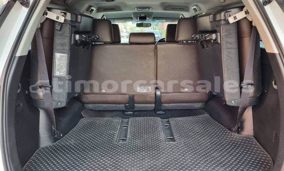 Buy Used Toyota Fortuner White Car in Cassa in Ainaro Buy Used Toyota Fortuner White Car in Cassa in Ainaro