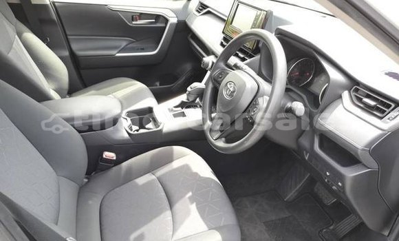 Buy Used Toyota RAV4 White Car in Cailaco in Bobonaro Buy Used Toyota RAV4 White Car in Cailaco in Bobonaro