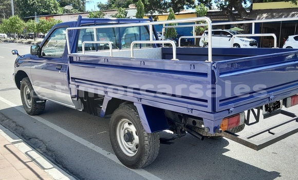 Buy Used Nissan Pickup Blue Car in Dili in Dili Buy Used Nissan Pickup Blue Car in Dili in Dili