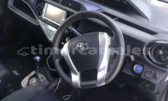Acheter Occasion Voiture Toyota Aqua Blanc à Dili, Dili Acheter Occasion Voiture Toyota Aqua Blanc à Dili, Dili
