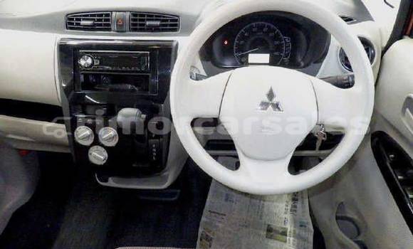 Acheter Occasion Voiture E-Car GD04B Rouge à Dili, Dili Acheter Occasion Voiture E-Car GD04B Rouge à Dili, Dili