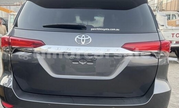 Buy Used Toyota Fortuner Black Car in Baucau in Baucau Buy Used Toyota Fortuner Black Car in Baucau in Baucau