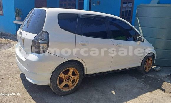 Buy Used Honda Accord White Car in Dili in Dili