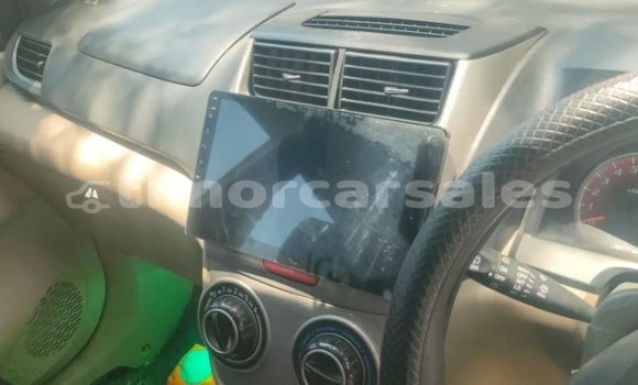 Buy Used Daihatsu Xenia White Car in Dili in Dili Buy Used Daihatsu Xenia White Car in Dili in Dili