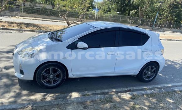 Buy Used Toyota Aqua White Car in Dili in Dili Buy Used Toyota Aqua White Car in Dili in Dili