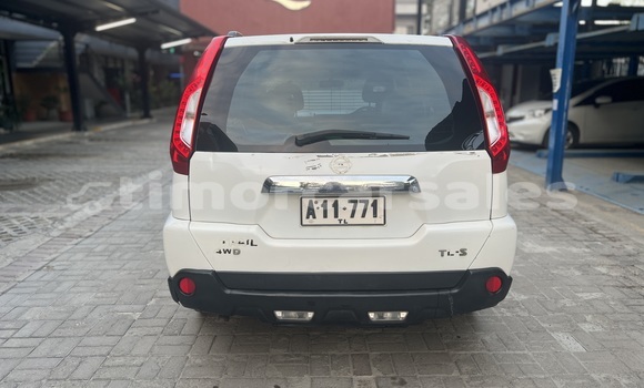 Buy Used Nissan X–Trail White Car in Dili in Dili Buy Used Nissan X–Trail White Car in Dili in Dili