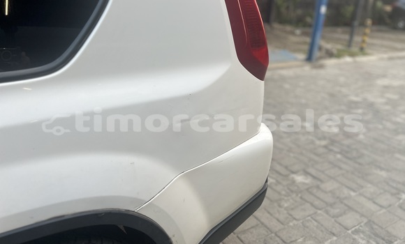 Buy Used Nissan X–Trail White Car in Dili in Dili Buy Used Nissan X–Trail White Car in Dili in Dili