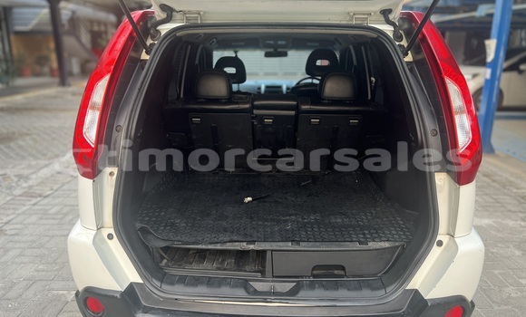 Buy Used Nissan X–Trail White Car in Dili in Dili Buy Used Nissan X–Trail White Car in Dili in Dili