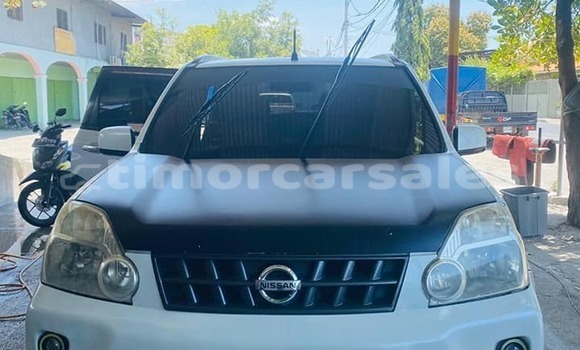 Buy Used Nissan X–Trail White Car in Dili in Dili
