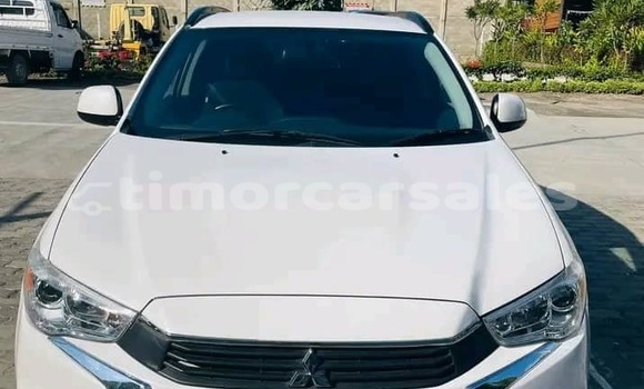 Buy Used Toyota Mark X ZiO White Car in Dili in Dili Buy Used Toyota Mark X ZiO White Car in Dili in Dili