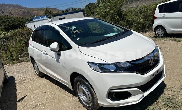 Acheter Occasion Voiture Honda Fit Blanc à Dili, Dili Acheter Occasion Voiture Honda Fit Blanc à Dili, Dili