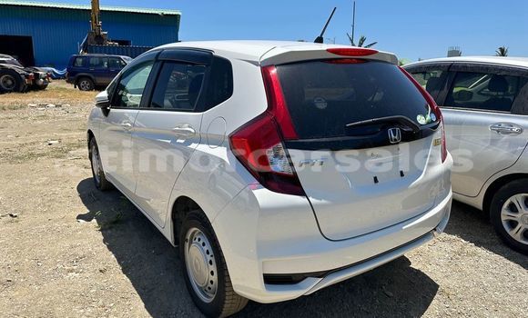 Acheter Occasion Voiture Honda Fit Blanc à Dili, Dili Acheter Occasion Voiture Honda Fit Blanc à Dili, Dili