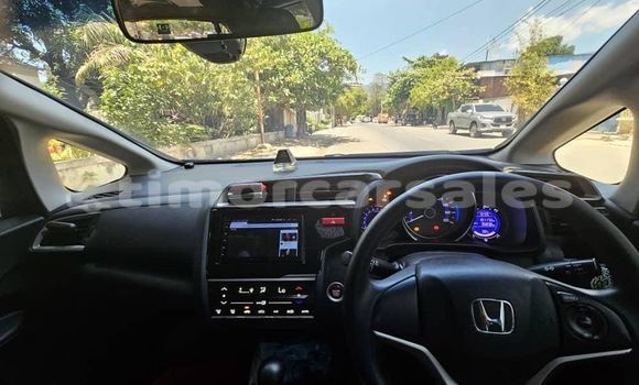 Buy Used Honda Fit Black Car in Dili in Dili Buy Used Honda Fit Black Car in Dili in Dili