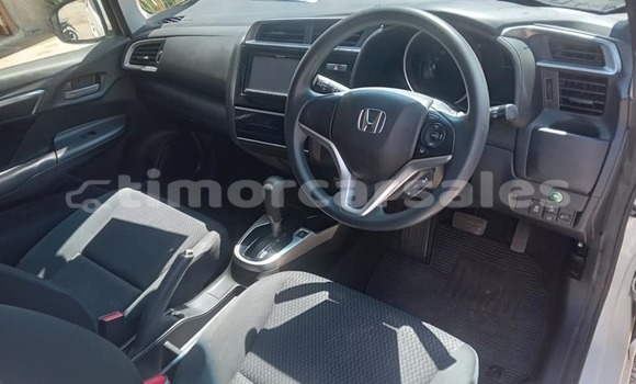 Buy Used Honda Fit White Car in Dili in Dili Buy Used Honda Fit White Car in Dili in Dili