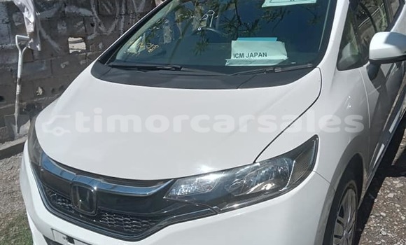 Buy Used Honda Fit White Car in Dili in Dili Buy Used Honda Fit White Car in Dili in Dili