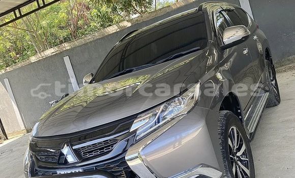 Buy Used Mitsubishi Pajero White Car in Dili in Dili Buy Used Mitsubishi Pajero White Car in Dili in Dili