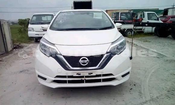 Buy Used Carbodies FX4 Other Car in Dili in Dili Buy Used Carbodies FX4 Other Car in Dili in Dili