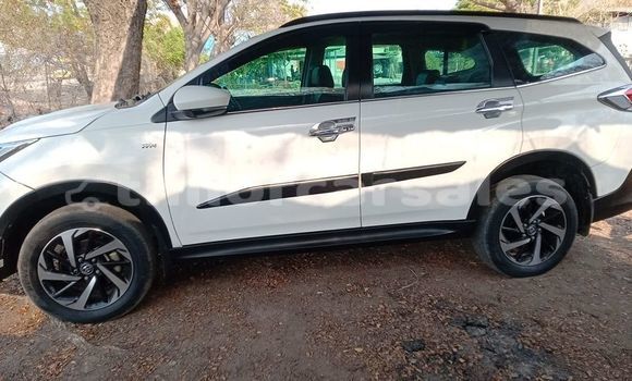 Buy Used Toyota Rush White Car in Dili in Dili Buy Used Toyota Rush White Car in Dili in Dili