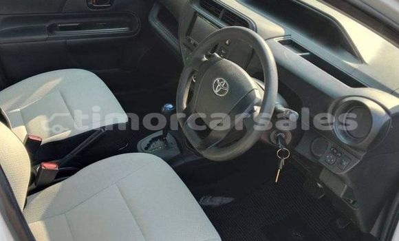 Buy Used Toyota Aqua White Car in Dili in Dili Buy Used Toyota Aqua White Car in Dili in Dili
