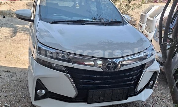Buy Used Toyota Avanza White Car in Dili in Dili Buy Used Toyota Avanza White Car in Dili in Dili