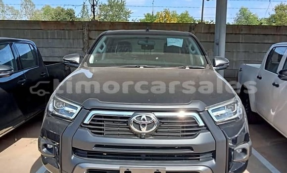 Buy Used Toyota Hilux Black Car in Auba in Bobonaro Buy Used Toyota Hilux Black Car in Auba in Bobonaro