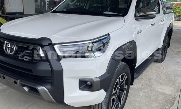 Buy Used Toyota Hilux White Car in Dili in Dili Buy Used Toyota Hilux White Car in Dili in Dili