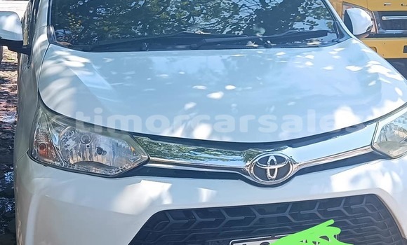 Buy Used Toyota Avanza White Car in Dili in Dili
