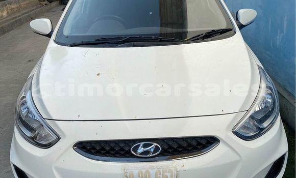 Buy Used Hyundai Accent White Car in Dili in Dili Buy Used Hyundai Accent White Car in Dili in Dili