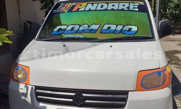 Buy Used Toyota Mega Cruiser White Car in Dili in Dili Buy Used Toyota Mega Cruiser White Car in Dili in Dili