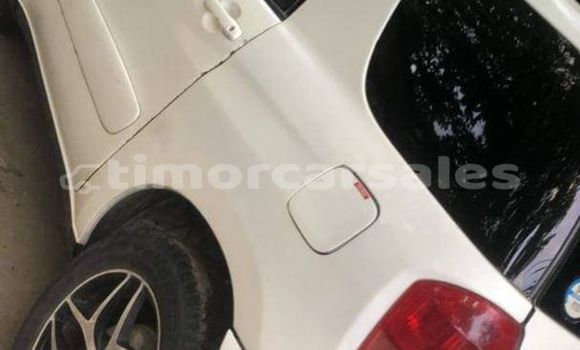 Buy Used Toyota RAV4 White Car in Dili in Dili Buy Used Toyota RAV4 White Car in Dili in Dili