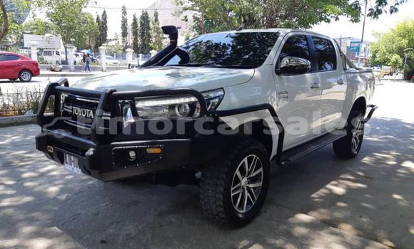 Buy Used Toyota Hilux White Car in Dili in Dili Buy Used Toyota Hilux White Car in Dili in Dili