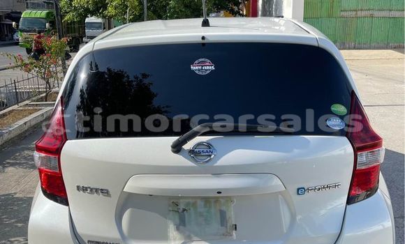 Buy Used Nissan Note White Car in Dili in Dili Buy Used Nissan Note White Car in Dili in Dili