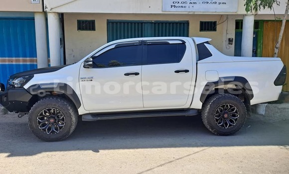 Buy Used Toyota Hilux White Car in Dili in Dili Buy Used Toyota Hilux White Car in Dili in Dili