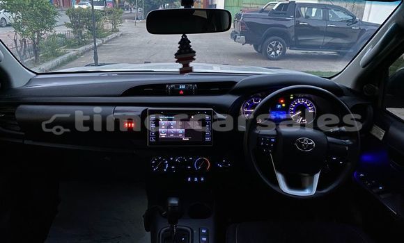 Buy Used Toyota Hilux White Car in Dili in Dili Buy Used Toyota Hilux White Car in Dili in Dili