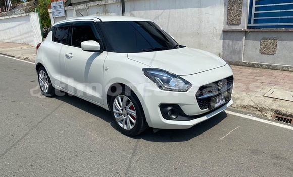 Buy Used Suzuki Swift White Car in Dili in Dili Buy Used Suzuki Swift White Car in Dili in Dili