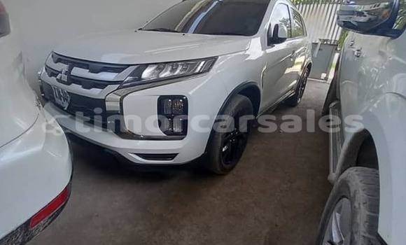 Buy Used Mitsubishi Airtrek White Car in Dili in Dili Buy Used Mitsubishi Airtrek White Car in Dili in Dili